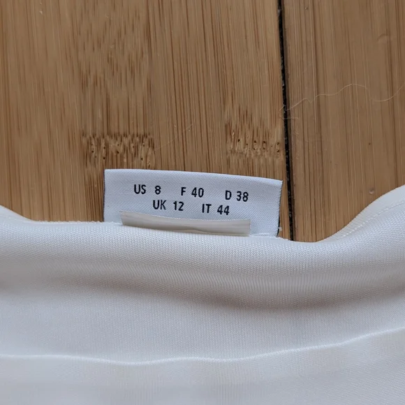 Akris Punto Viscose Scoop Neck White Tank Top - Picture 4 of 8